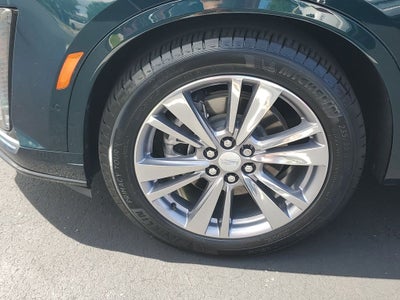 2024 Cadillac XT6 Premium Luxury