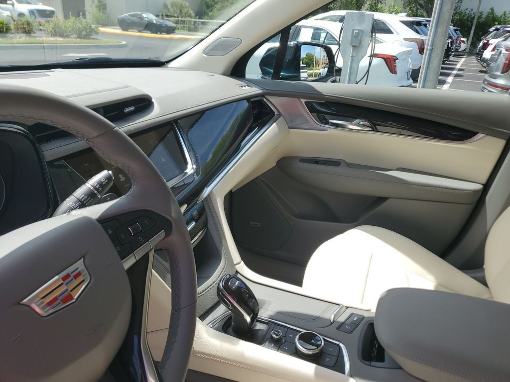 2024 Cadillac XT6 Premium Luxury