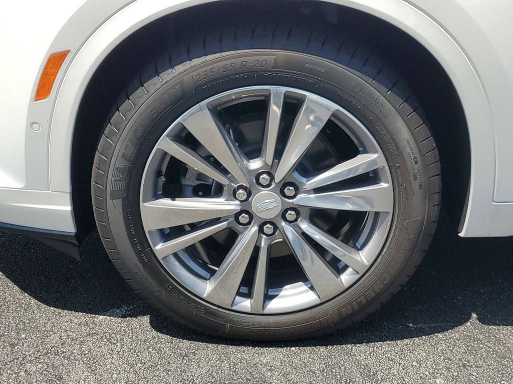 2025 Cadillac XT6 Premium Luxury