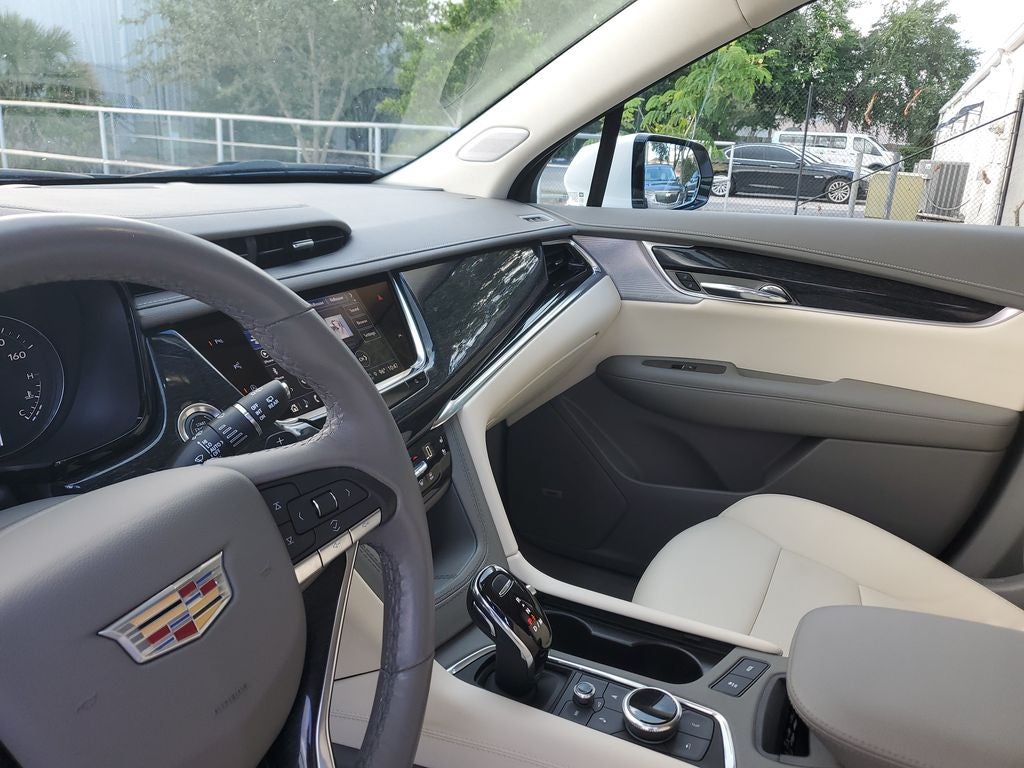 2024 Cadillac XT6 Premium Luxury