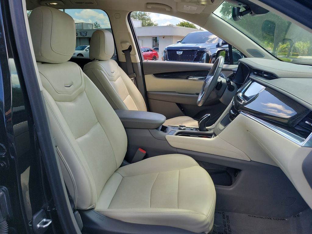 2021 Cadillac XT6 Premium Luxury