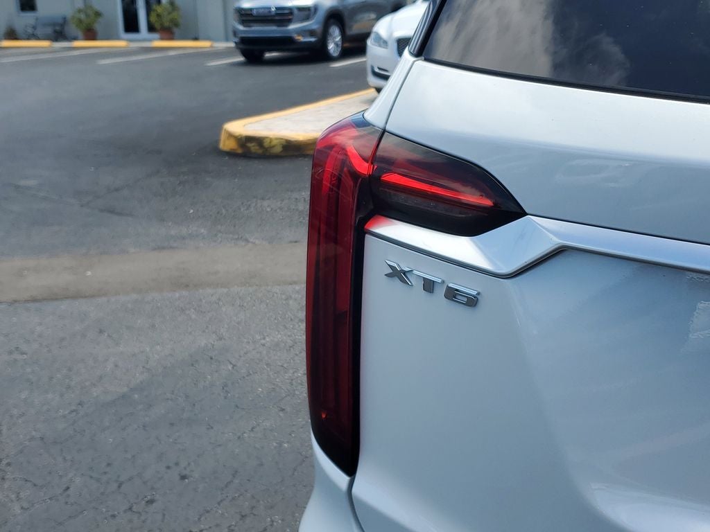 2024 Cadillac XT6 Premium Luxury