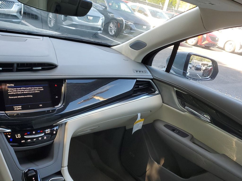 2025 Cadillac XT6 Premium Luxury