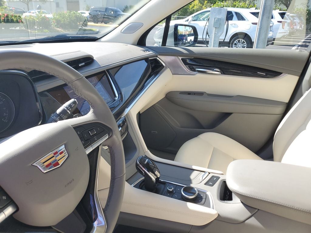 2024 Cadillac XT6 Premium Luxury