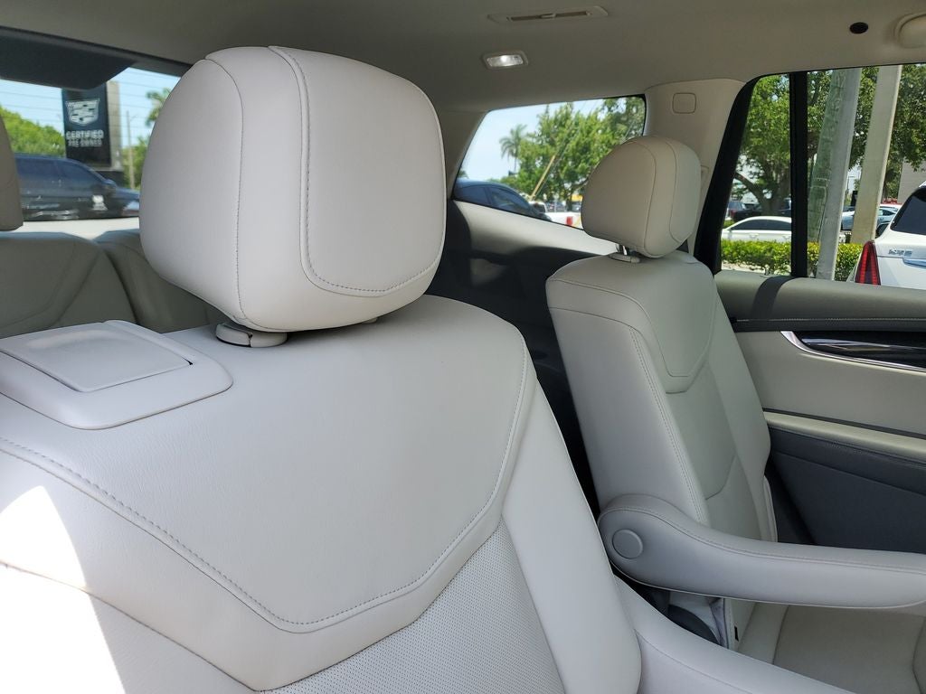 2022 Cadillac XT6 Premium Luxury