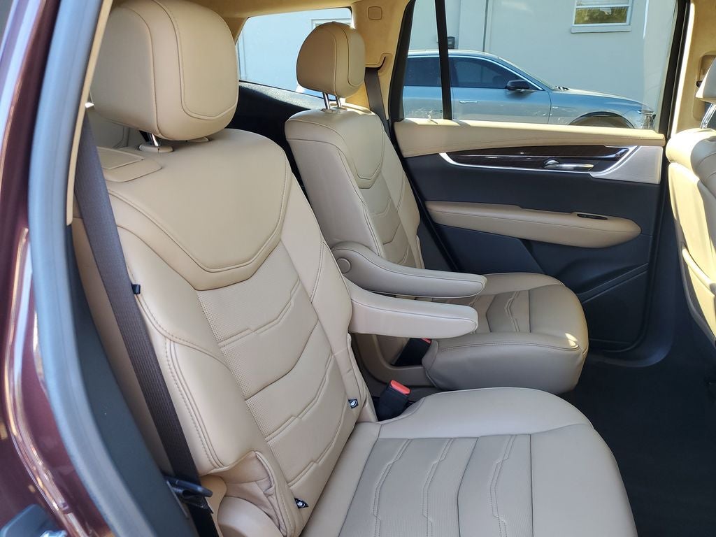 2022 Cadillac XT6 Premium Luxury