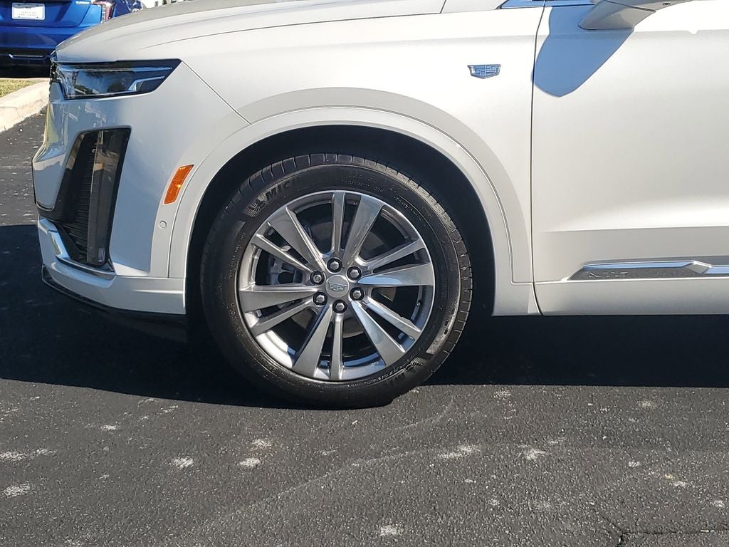 2023 Cadillac XT6 Premium Luxury