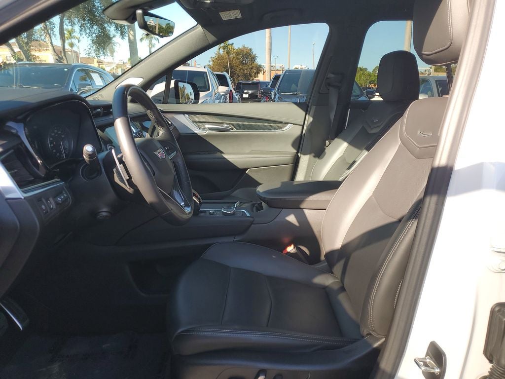 2023 Cadillac XT6 Sport