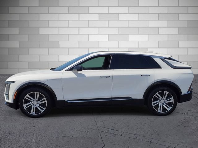 2024 Cadillac LYRIQ Tech