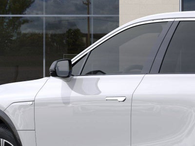 2025 Cadillac LYRIQ Luxury 1