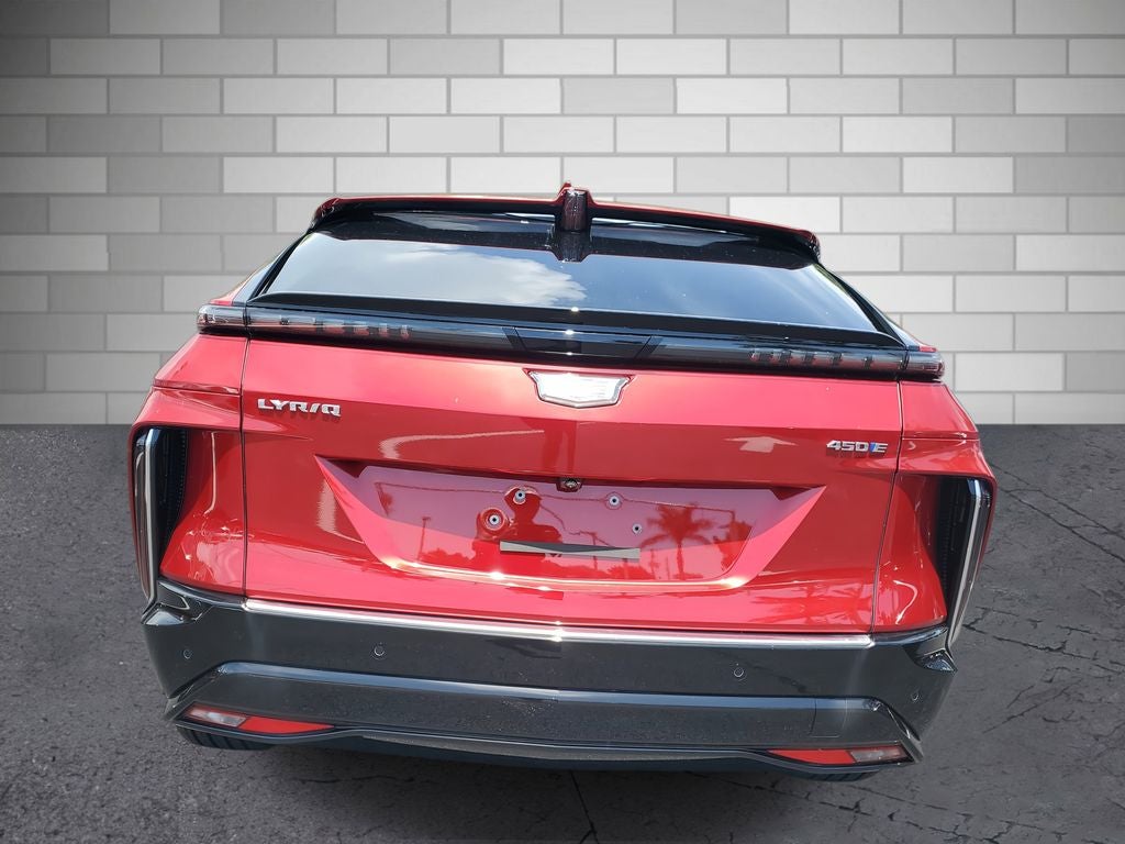 2025 Cadillac LYRIQ Luxury 1