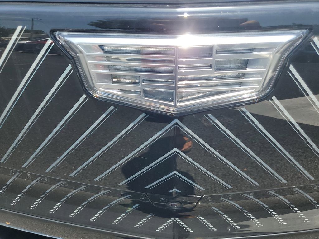 2025 Cadillac LYRIQ Luxury 1