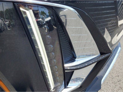 2025 Cadillac LYRIQ Luxury 1