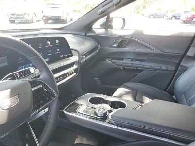 2024 Cadillac LYRIQ Luxury 1