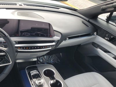 2024 Cadillac LYRIQ Luxury 2