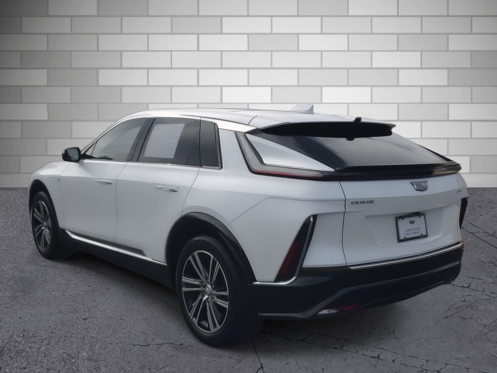 2024 Cadillac LYRIQ Luxury 2