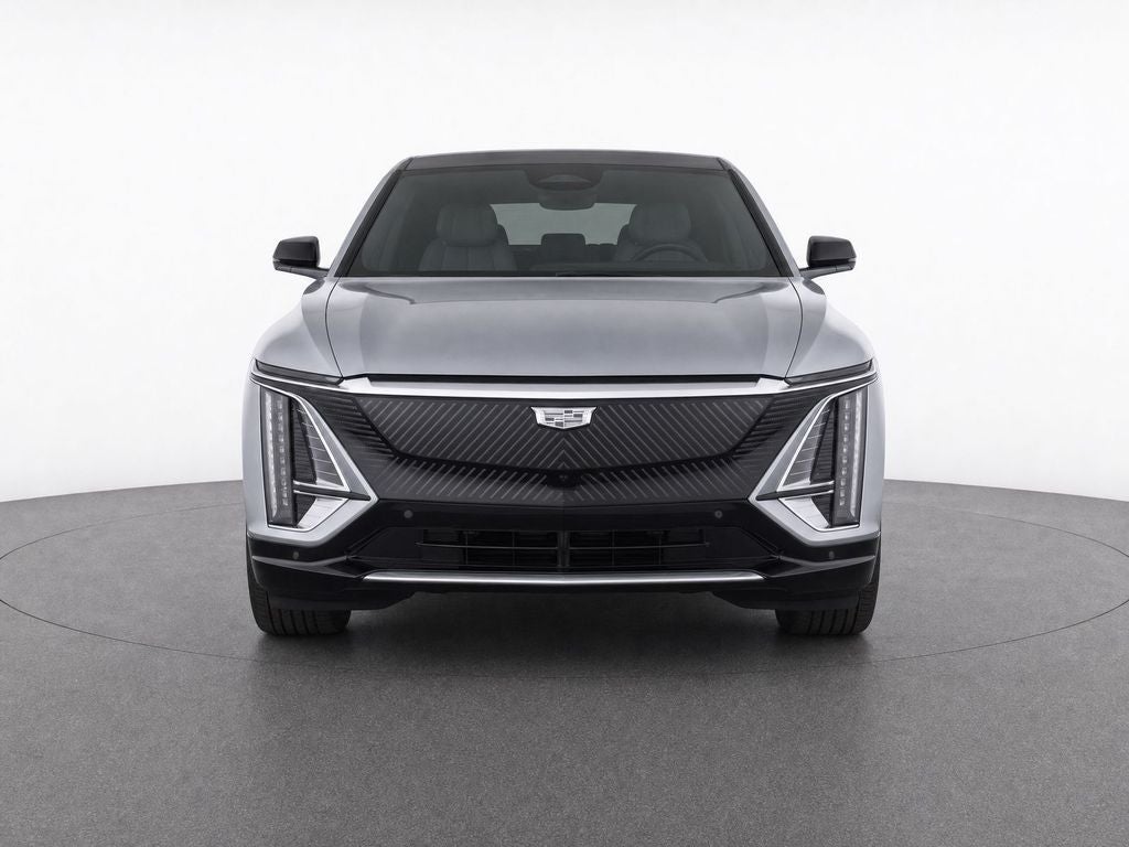 2024 Cadillac LYRIQ Luxury 2