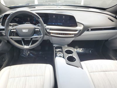 2024 Cadillac LYRIQ Luxury 2