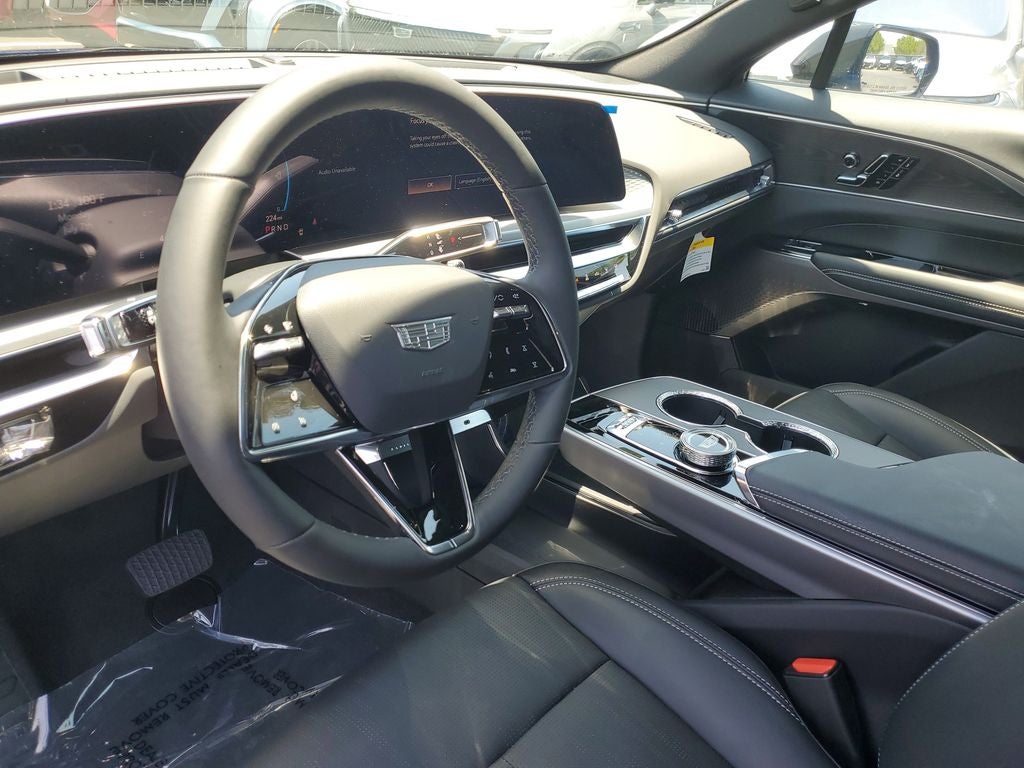 2025 Cadillac LYRIQ Sport 1