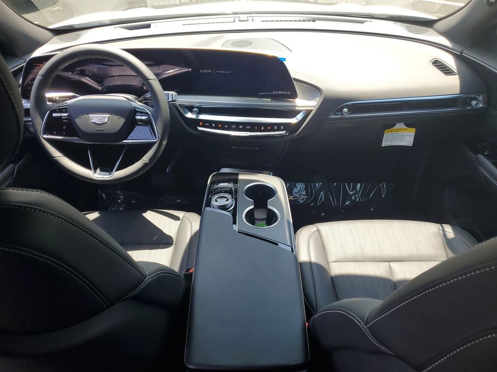 2025 Cadillac LYRIQ Sport 1