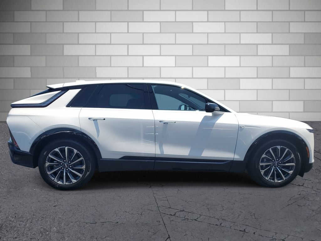 2025 Cadillac LYRIQ Sport 1