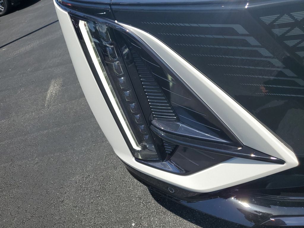 2025 Cadillac LYRIQ Sport 1