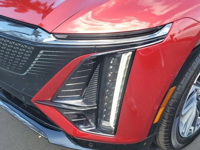 2024 Cadillac LYRIQ Sport 2