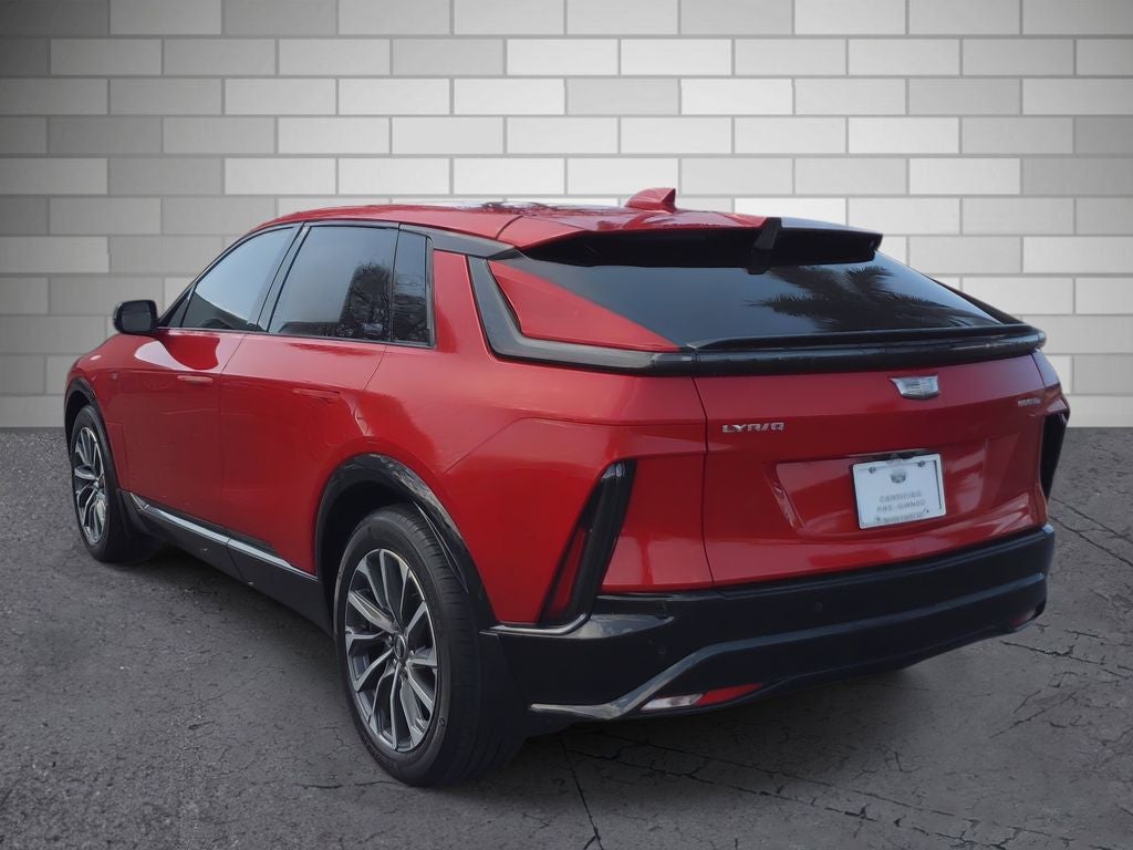 2024 Cadillac LYRIQ Sport 2