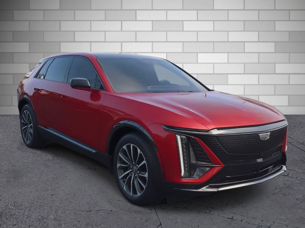 2024 Cadillac LYRIQ Sport 2