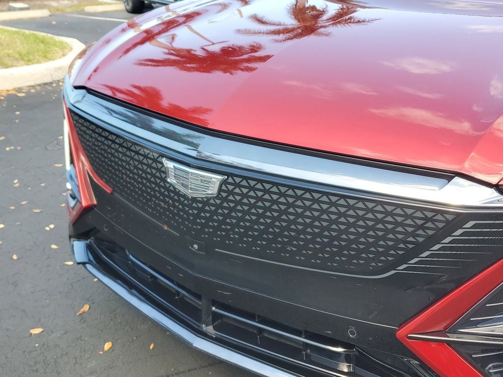 2024 Cadillac LYRIQ Sport 2