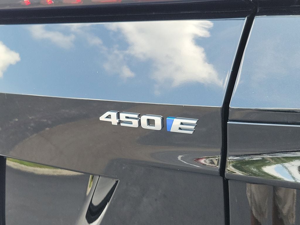2024 Cadillac LYRIQ Sport 3