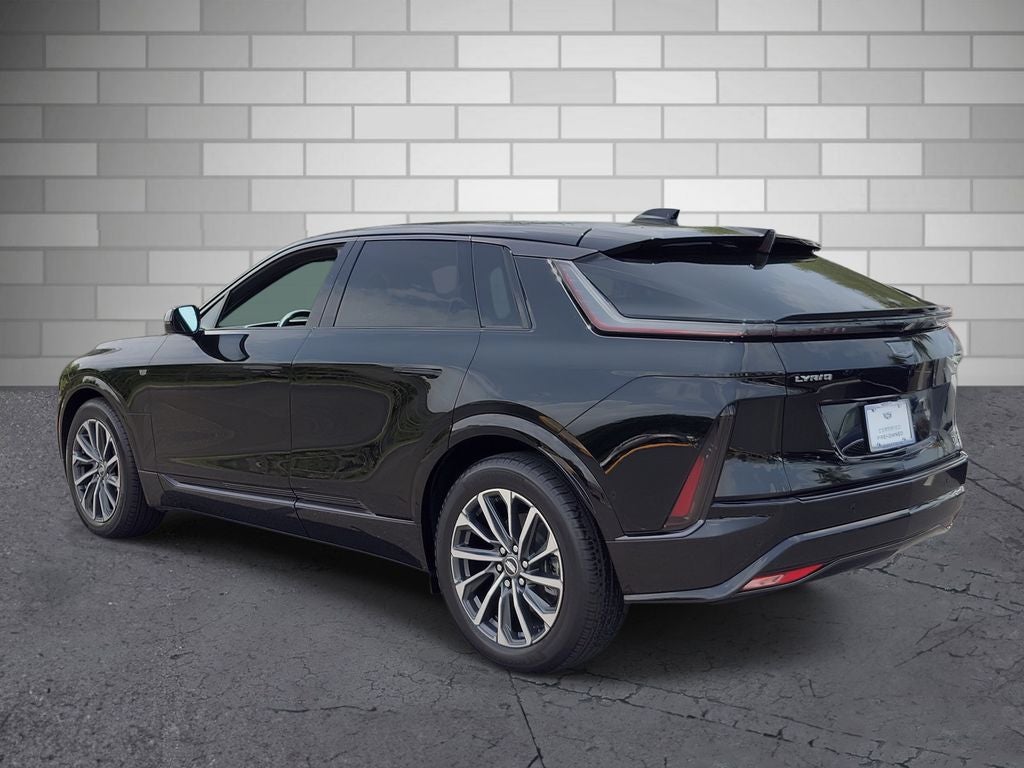 2024 Cadillac LYRIQ Sport 3