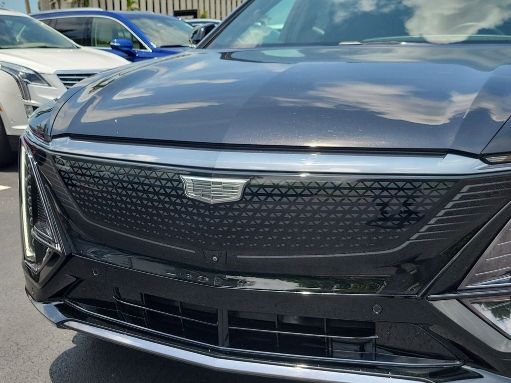 2024 Cadillac LYRIQ Sport 3
