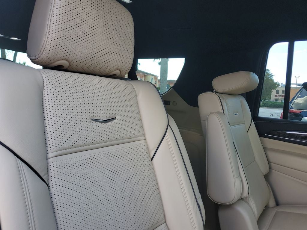 2021 Cadillac Escalade ESV Premium Luxury