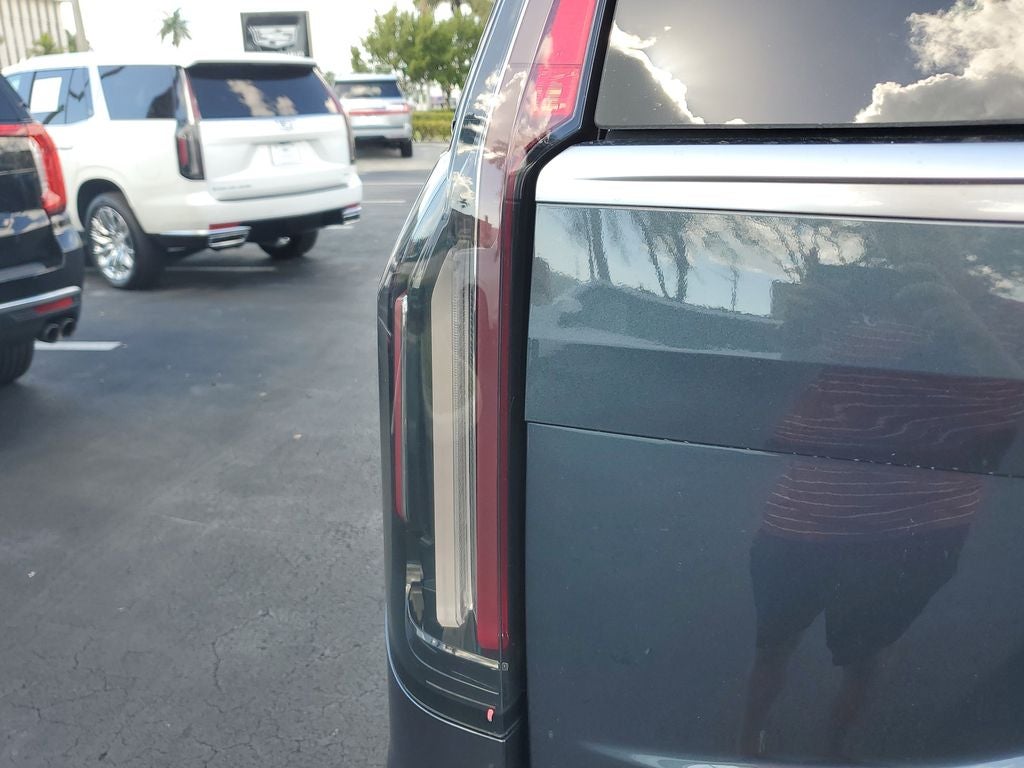 2021 Cadillac Escalade ESV Premium Luxury