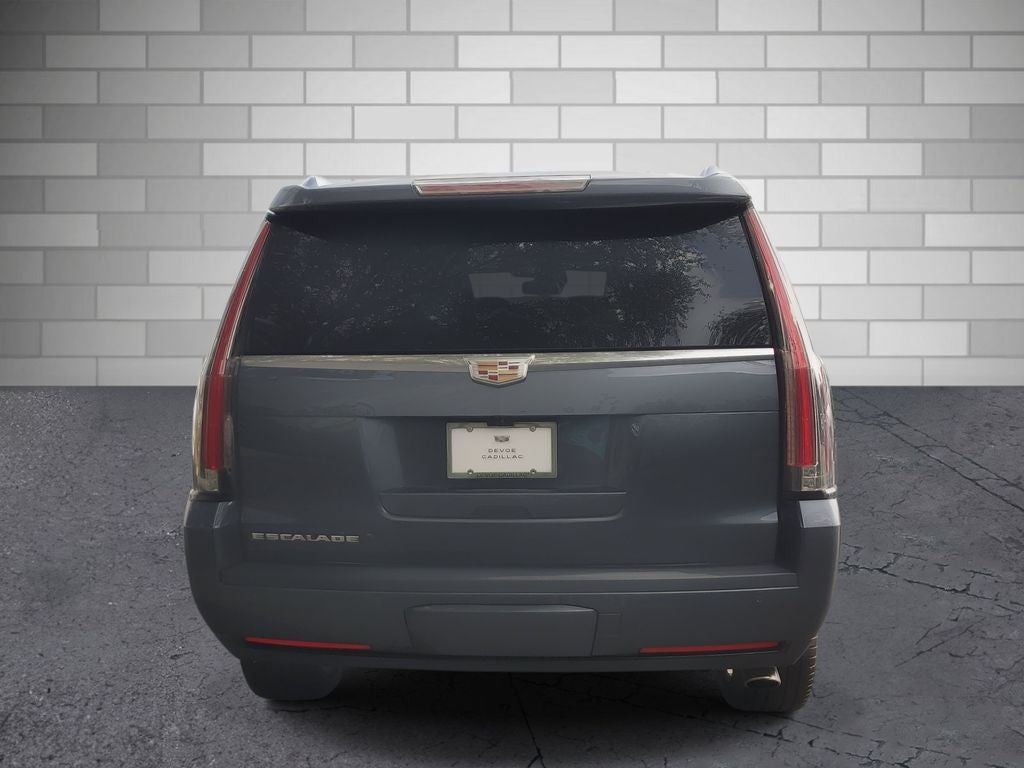 2020 Cadillac Escalade Luxury