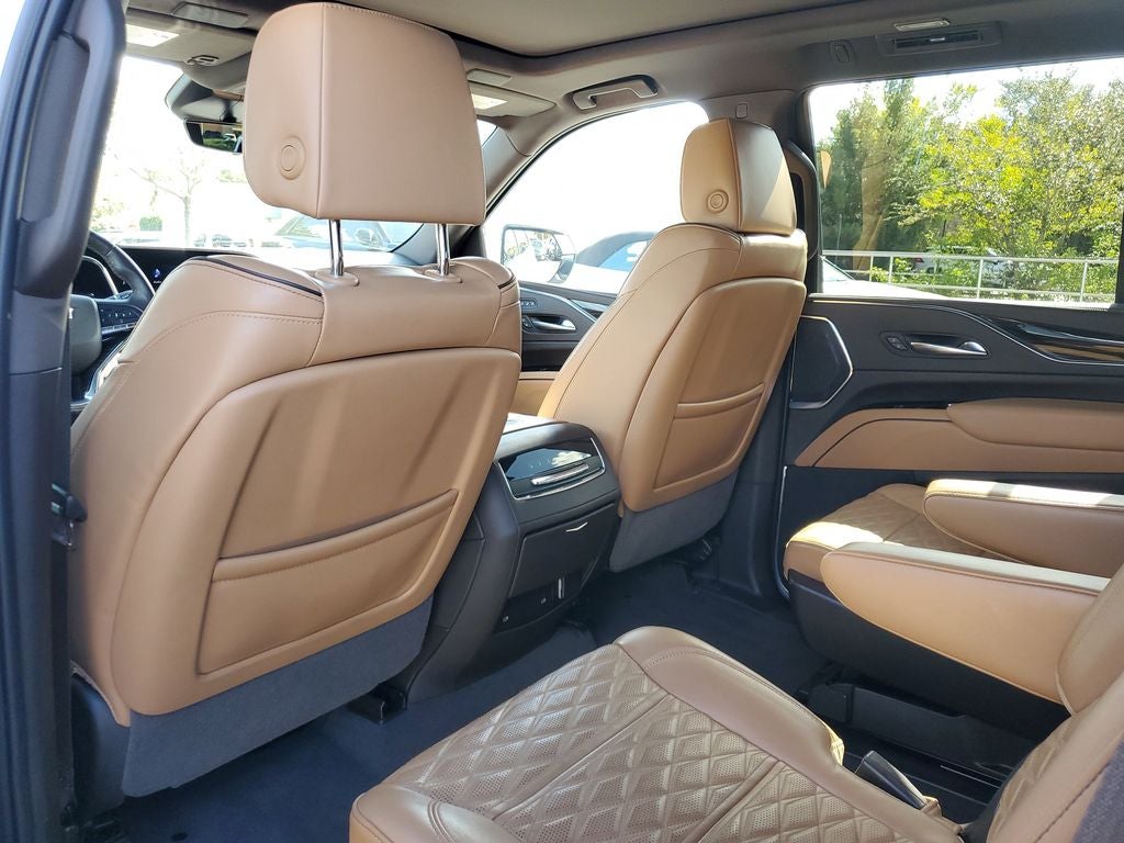 2022 Cadillac Escalade Premium Luxury