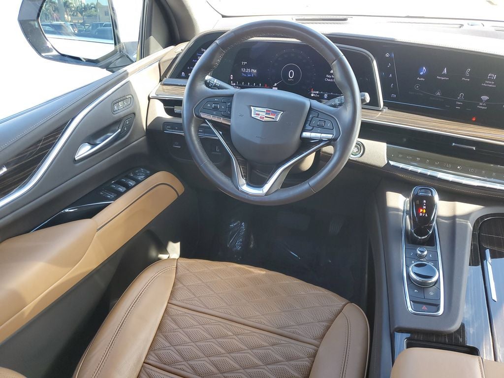 2022 Cadillac Escalade Premium Luxury