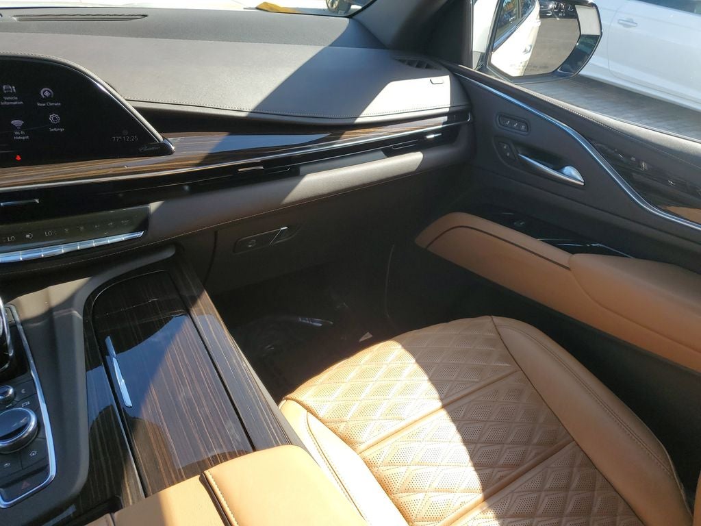 2022 Cadillac Escalade Premium Luxury