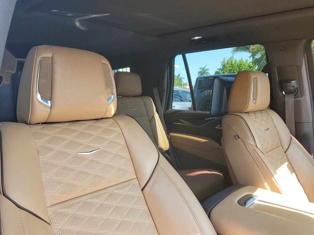 2021 Cadillac Escalade Premium Luxury