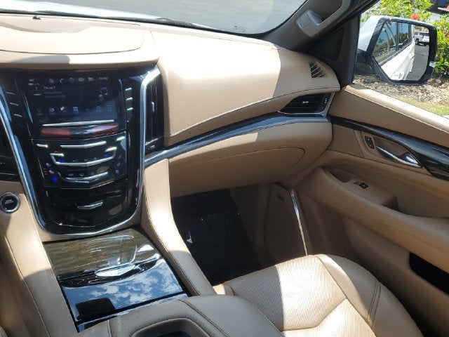 2020 Cadillac Escalade Platinum