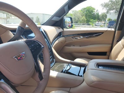 2020 Cadillac Escalade Platinum
