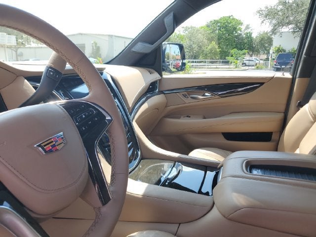 2020 Cadillac Escalade Platinum