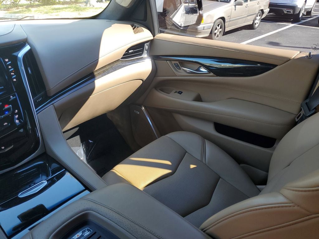 2018 Cadillac Escalade Platinum