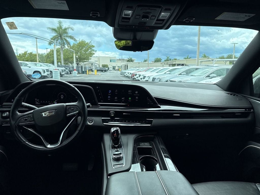 2023 Cadillac Escalade Sport