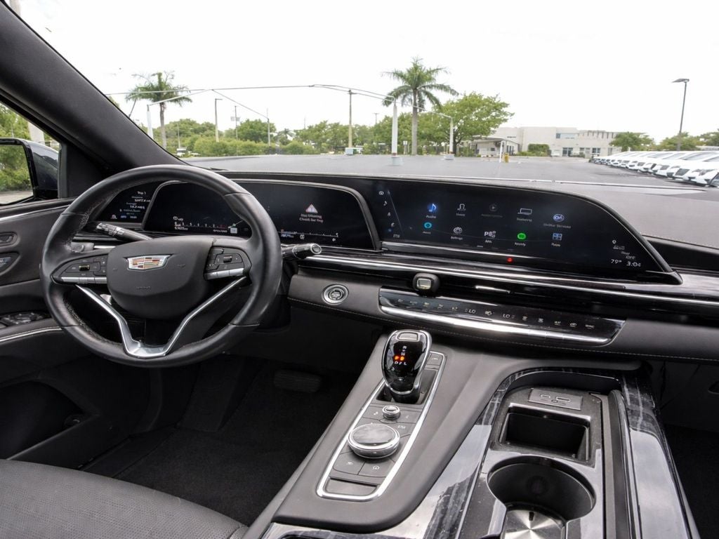 2023 Cadillac Escalade Sport