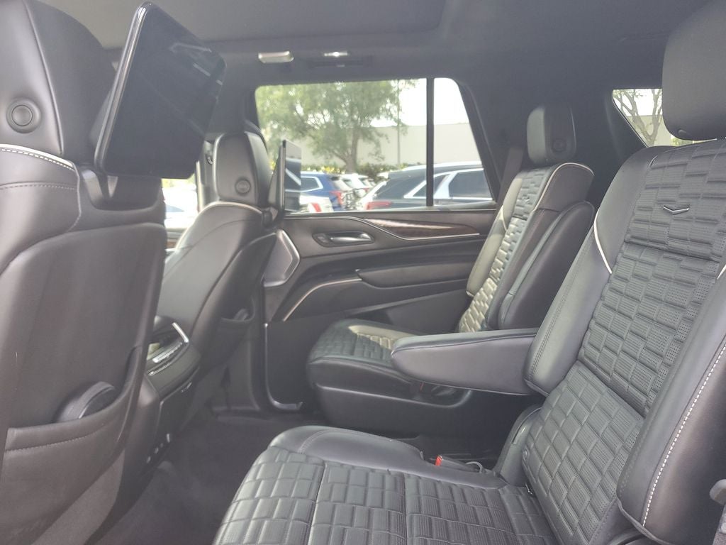 2023 Cadillac Escalade Sport Platinum