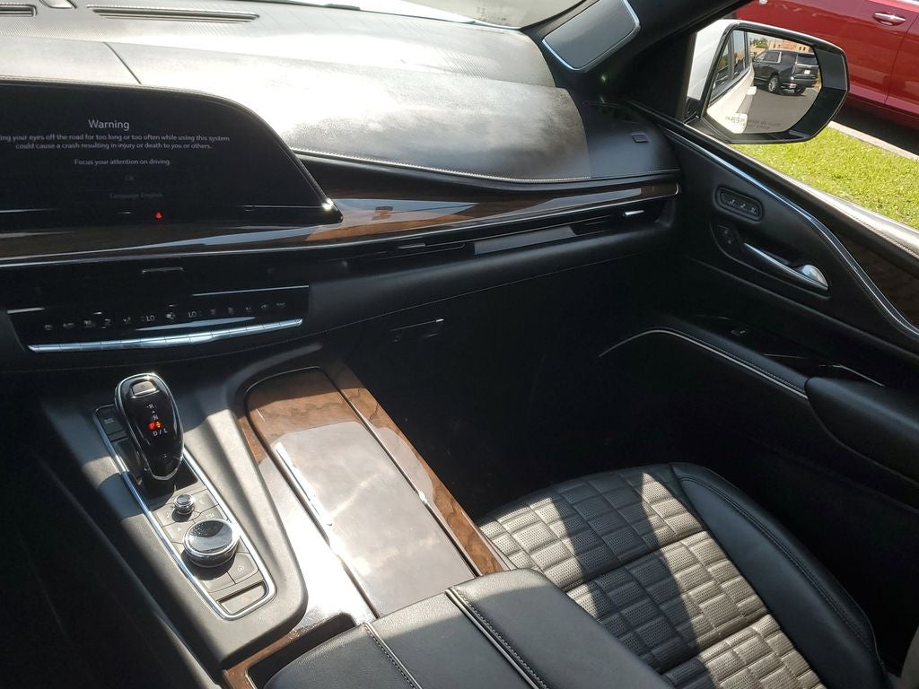 2023 Cadillac Escalade Sport Platinum