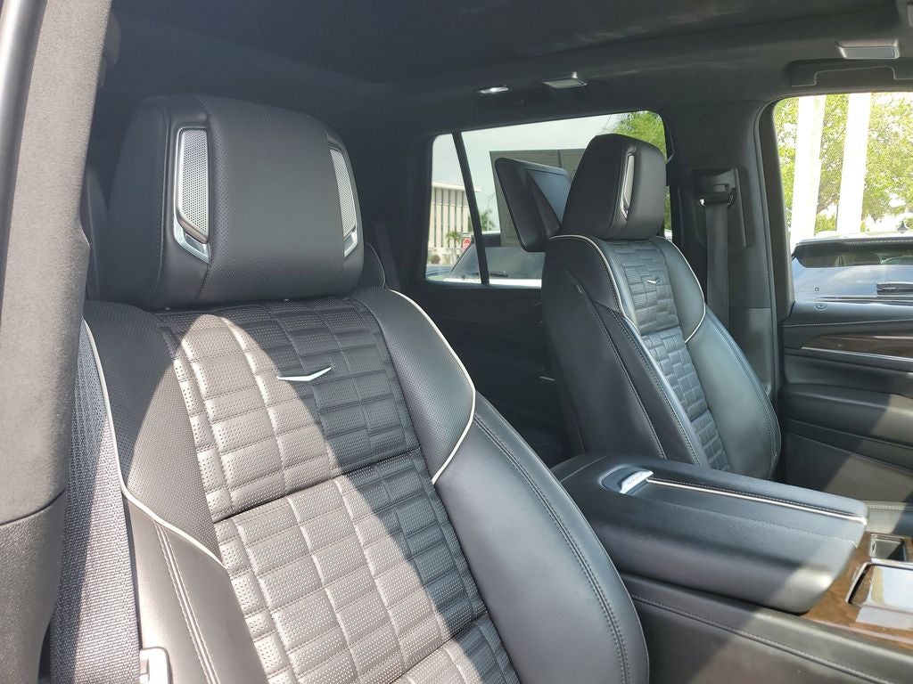 2023 Cadillac Escalade Sport Platinum