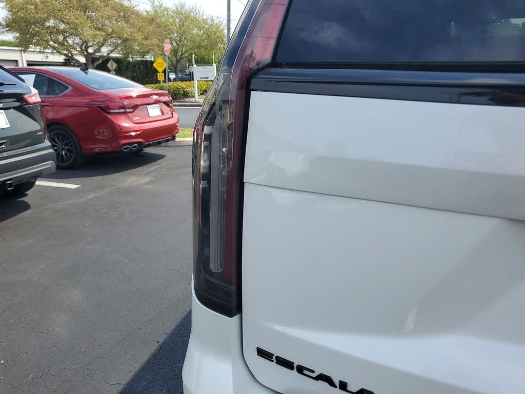 2023 Cadillac Escalade Sport Platinum